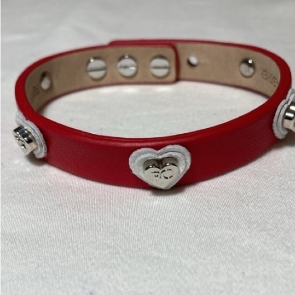 Rustic Cuff Genuine Leather Heart Cuff
Bracelet - Picture 2 of 10